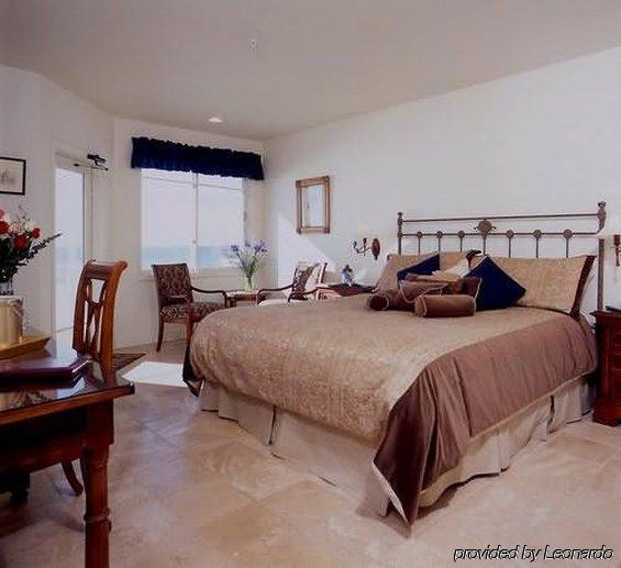 The Oceanfront On Miramarbeach Hmb Hotel